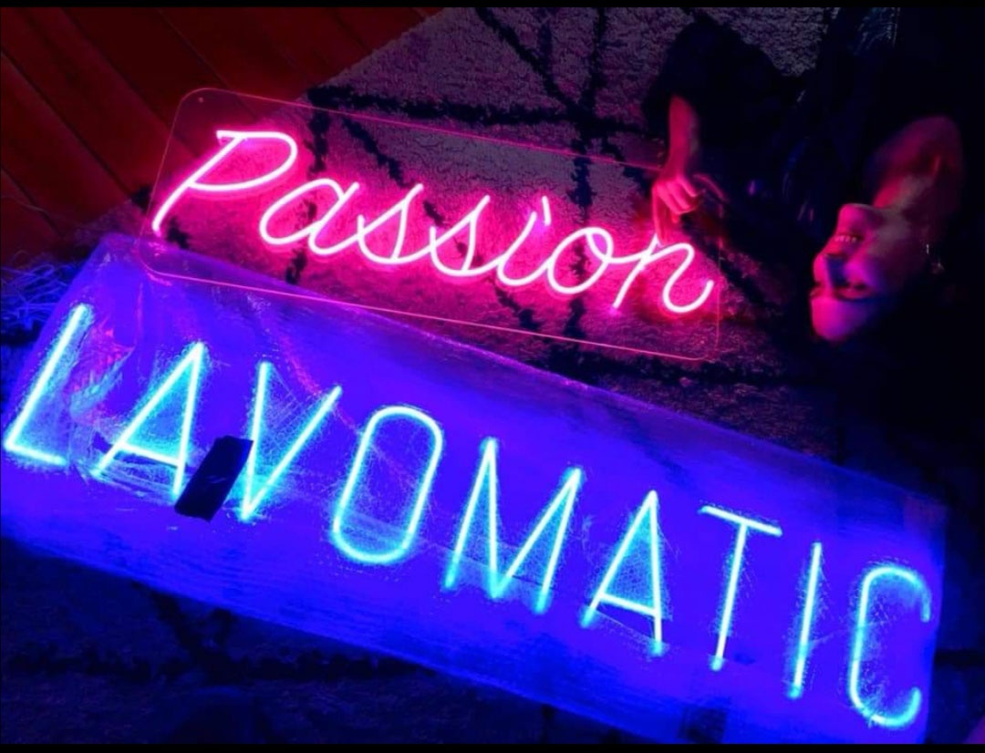 Lavomatic-Passion-Enseigne-LED-NEON- sur mesure-Dream-Neon-Paris